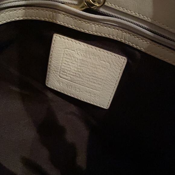 Coach Signature Optic leather C handbag - Picture 3 of 8